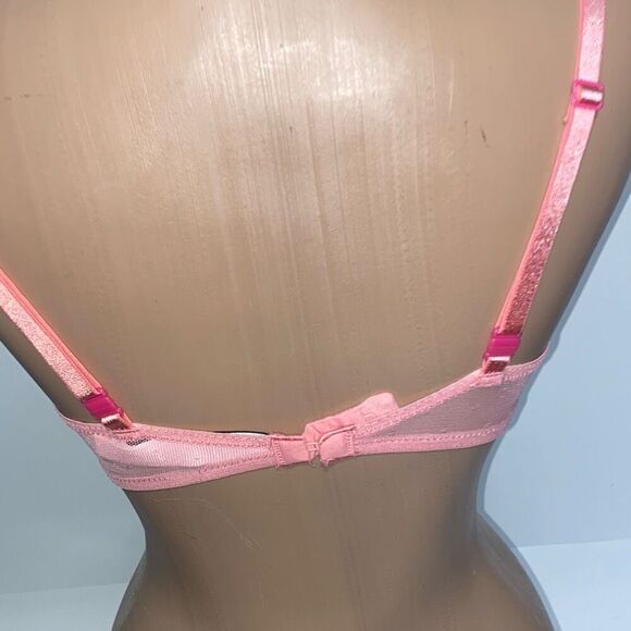 Victoria's Secret Women's Peach Floral Lace Lined Underwired Demi Bra Size 34B - Picture 3 of 8